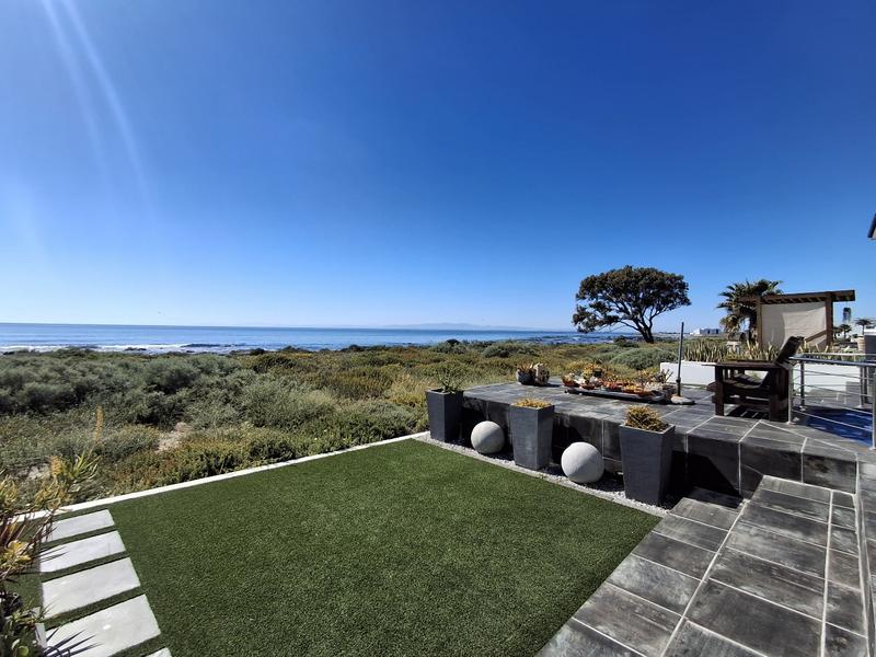5 Bedroom Property for Sale in Sandy Point Western Cape